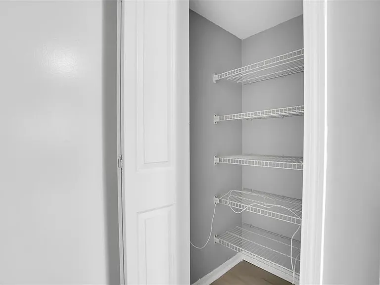 15217 W Pond Woods Dr — Photo 14