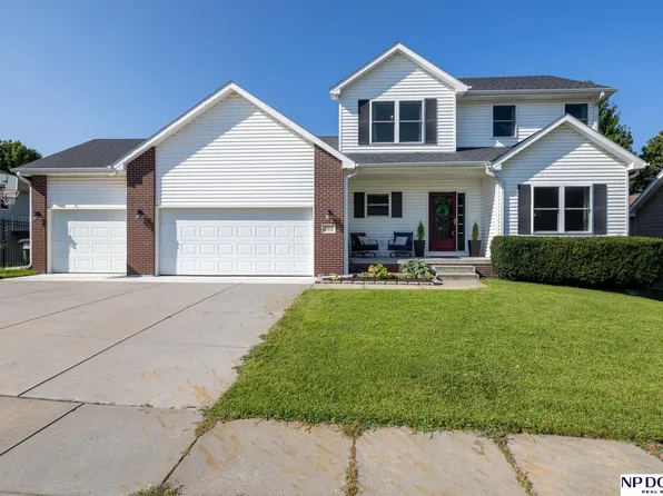 3215 Whitlock Rd, Lincoln, NE 68516