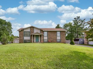 7501 S Whispering Oak Cir, Powell, TN 37849