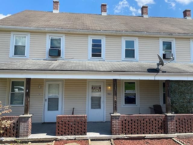 1st image of 1283 Holly St