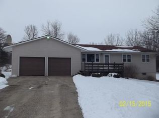 11501 Barnes Ferry Rd, La Porte City, IA 50651