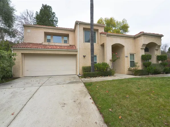 10521 N Doheny Dr, Fresno, CA 93730