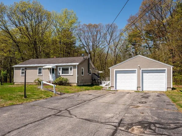 31 Crest Drive, Somersworth, NH 03878