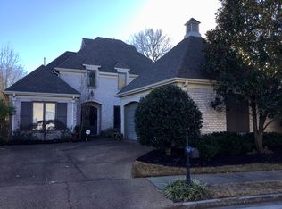 7999 Stonewyck Rd, Germantown, TN 38138