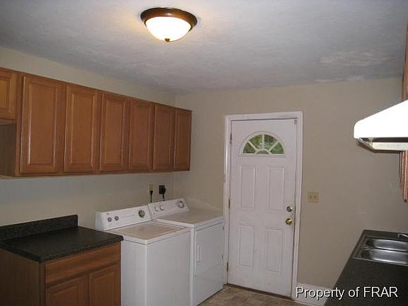 4th image of 200 Langdon St