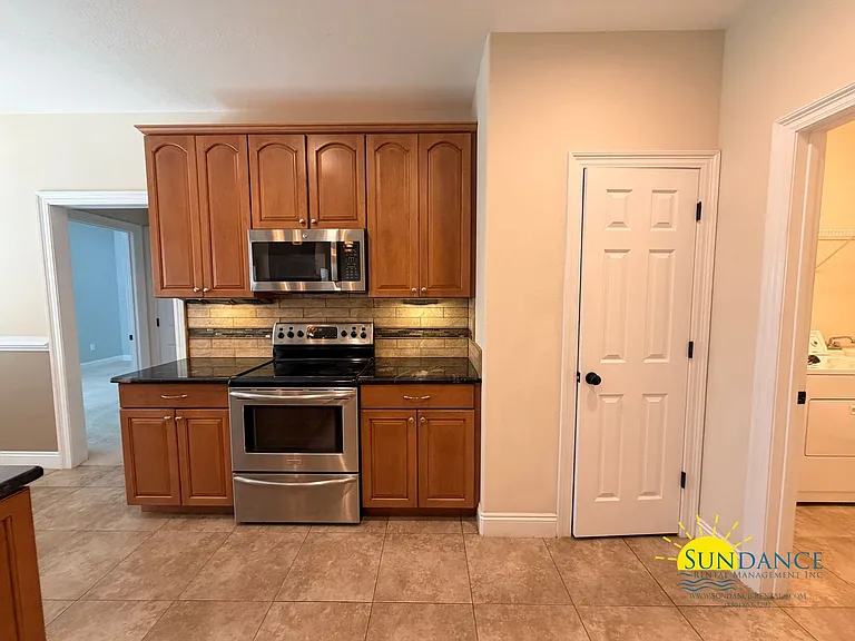 213 Golf Course Dr — Photo 13