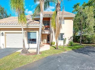 16330 Malibu Dr #15, Weston, FL 33326