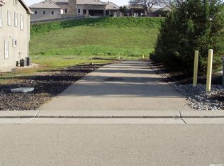 Morton Davis Dr, Patterson, CA 95363