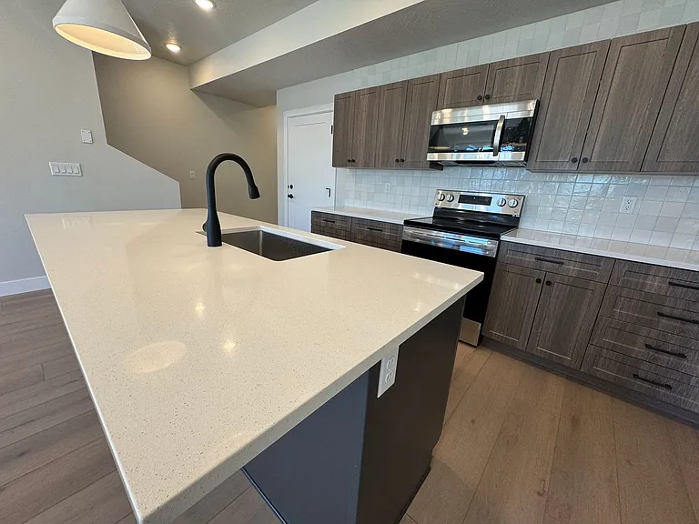 3934 E Fossil Way — Photo 6