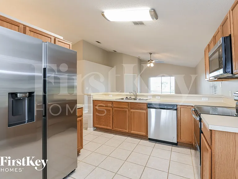 148 Heavenwood Ct — Photo 7