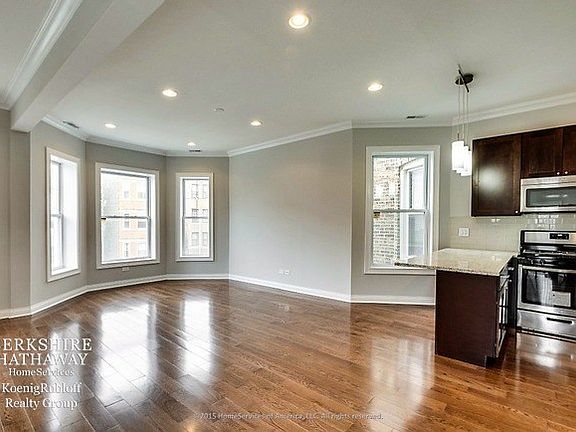 2nd image of 3255 W Le Moyne St #1