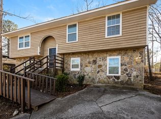 6985 Smoke Ridge Dr, Fairburn, GA 30213