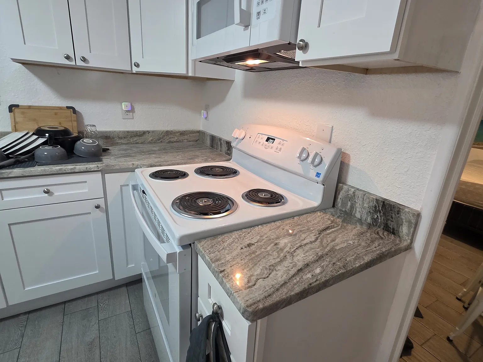 3 bed, 1250 sqft, $1,250 — Photo 4