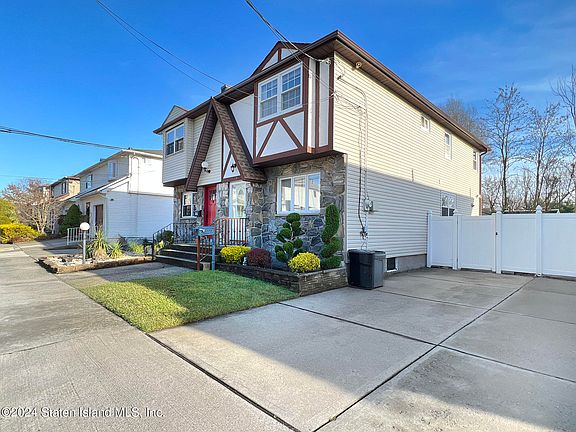 2nd image of 24 Behan Ct