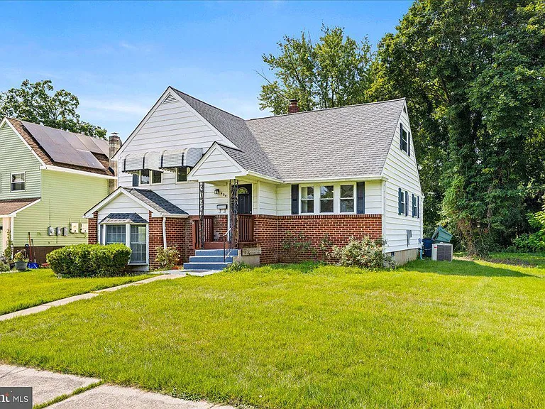 404 Franklin Rd — Photo 2