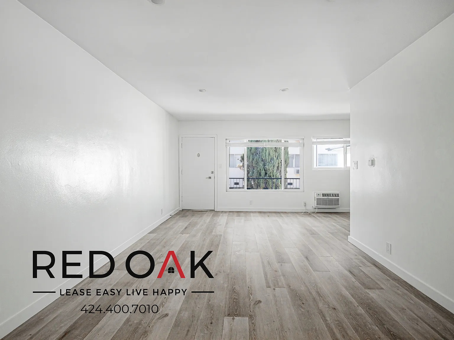 Fantastic One Bedroom with Parking Included, Air Conditioning, and On-Site Laundry ~ In Vibrant K... — Photo 1
