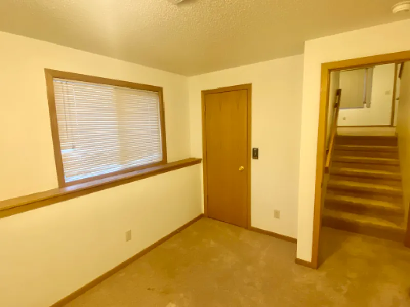3 bed, 1400 sqft, $1,700 — Photo 4