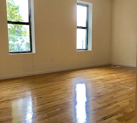 2nd image of 225 Foster Ave APT D2