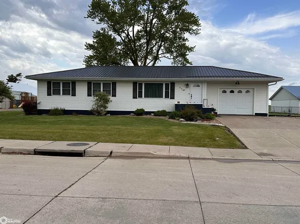 508 N Jefferson St, Wayland, IA 52654