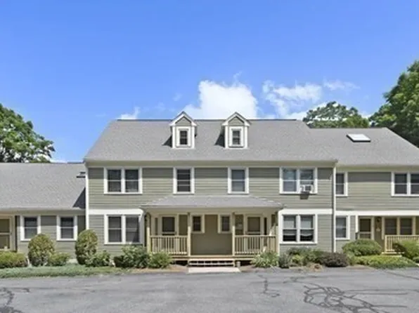 16 Fieldstone St #16, Upton, MA 01568