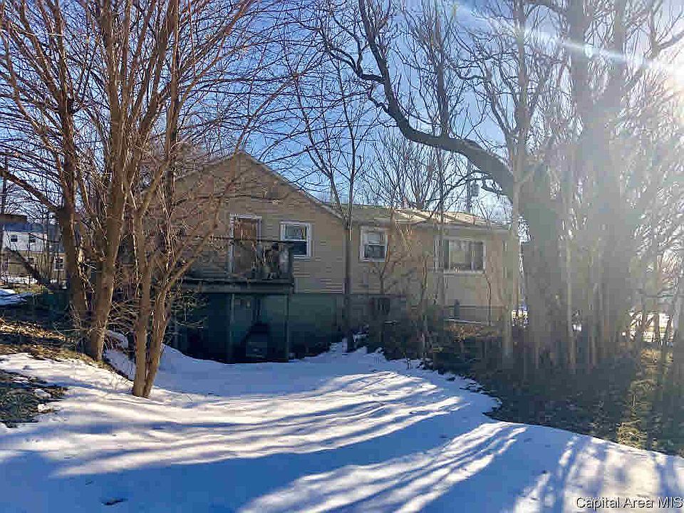 2nd image of 103 N Filmore St