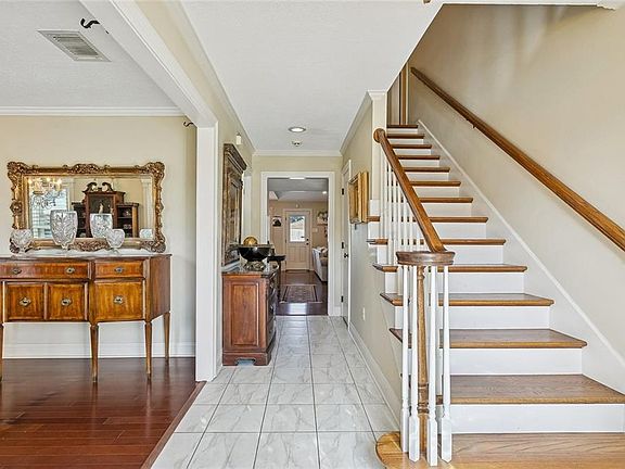 3rd image of 4101 Lake Trail Dr