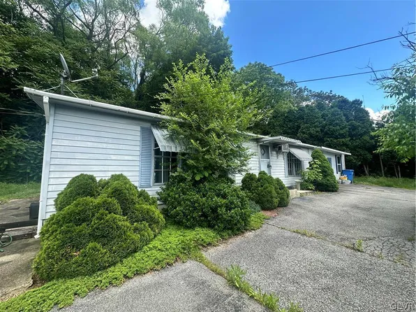 641 Lehigh Gap St, Walnutport, PA 18088