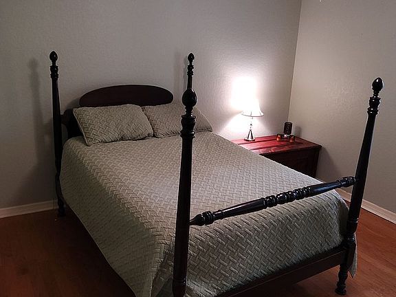 4th image of 708 Lyndhurst St Unit 122
