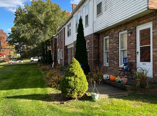 2808 Chamberlain Rd #2810, Akron, OH 44333