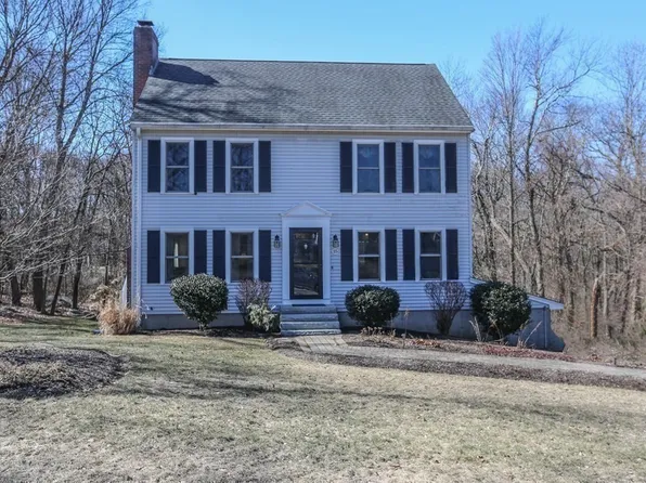 15 Orchard Dr, Hudson, MA 01749