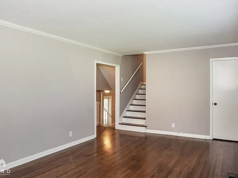 1003 Heard Ct SE — Photo 6