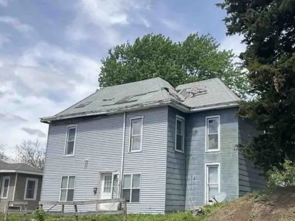 1502 Jefferson St, Burlington, IA 52601