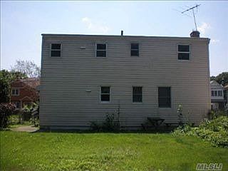3rd image of 23 Lexington Ave