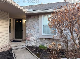 12410 Noonan Ct, Utica, MI