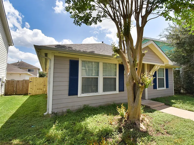 6145 Settlers Square Ln — Photo 3
