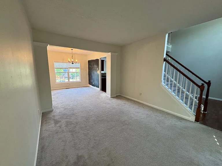 504 Thames Cir — Photo 57