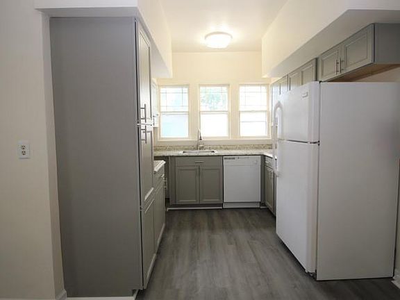 4th image of 415 Olive St APT 1