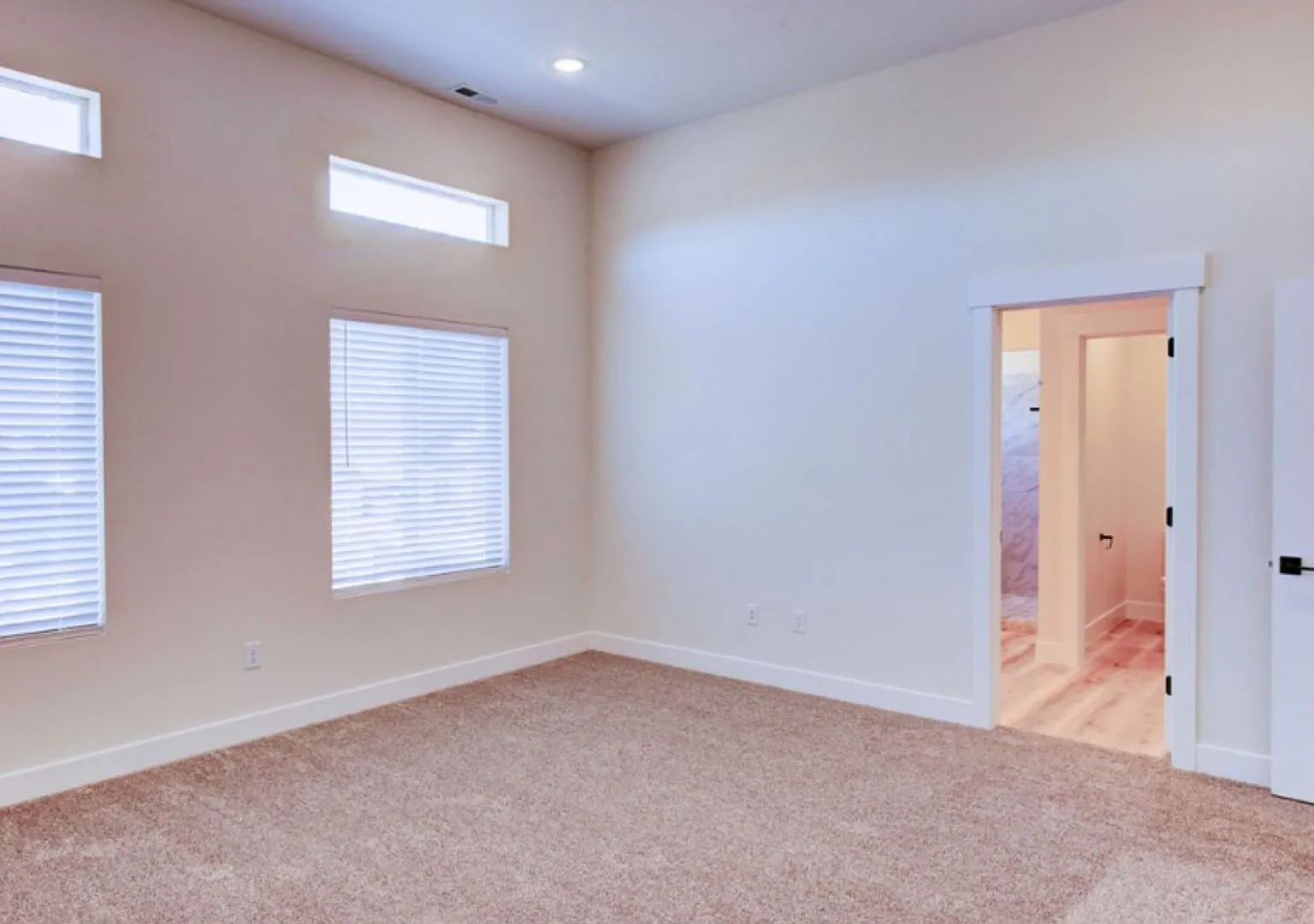 Cross Hollow Home — Photo 1
