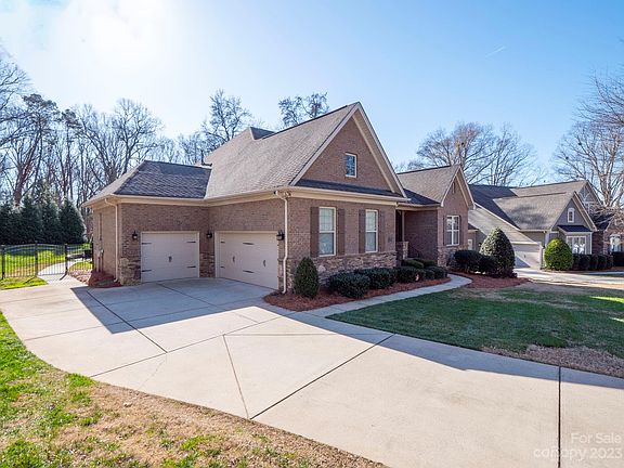 2nd image of 4226 Morris Park Dr #2
