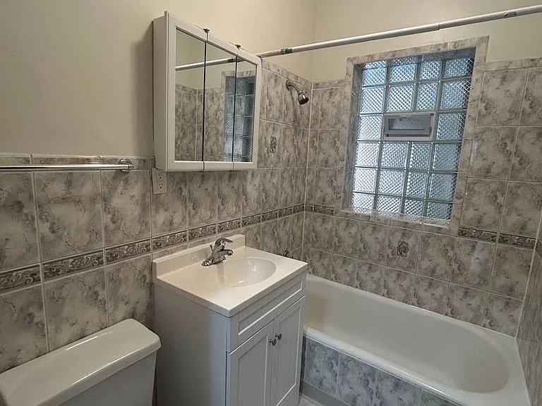 4024 W Cortland St #2 — Photo 7