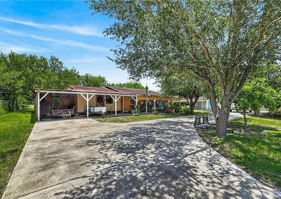 1st image of 6602 De La Rosa Cir