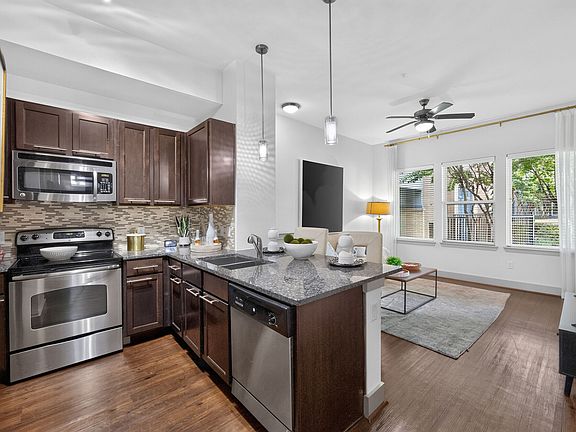 2nd image of 2630 Tanglewilde St APT 201