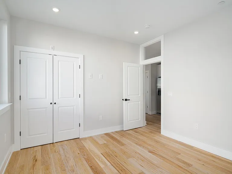 2731 W Jefferson St #5 — Photo 22