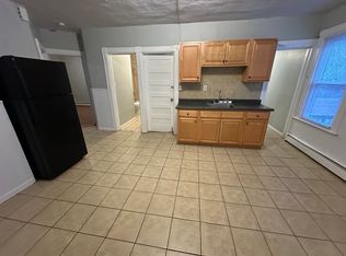 25 Roberts St #2, New Britain, CT 06051