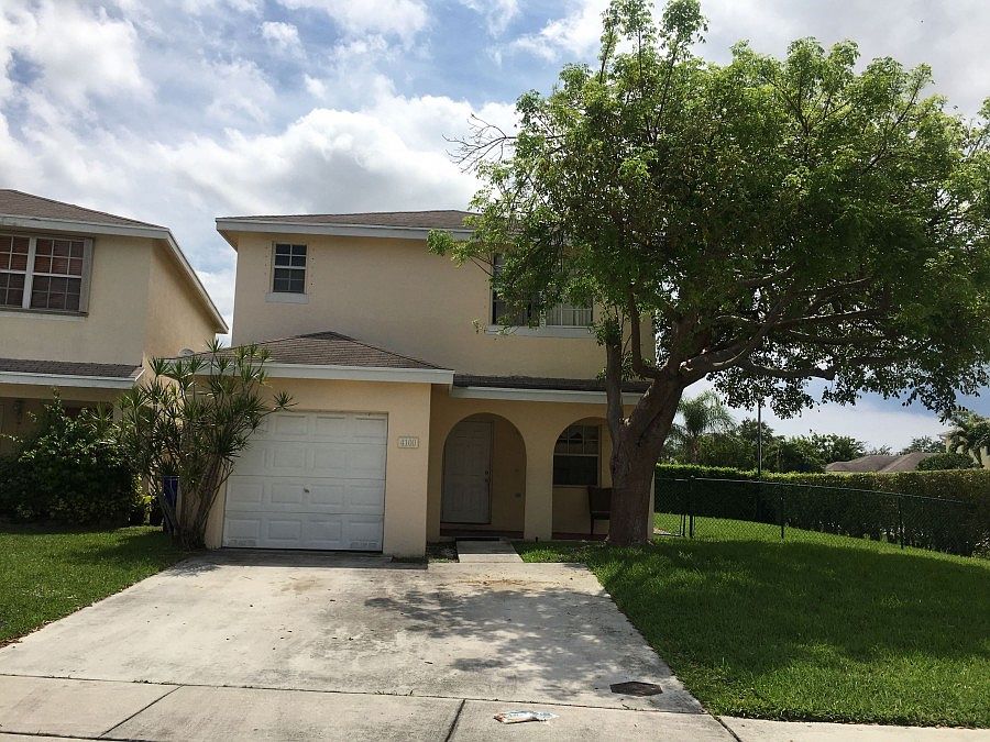 1st image of 4100 Eastridge Cir
