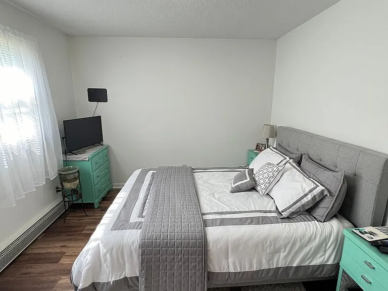 3208 Ogden Ave — Photo 14