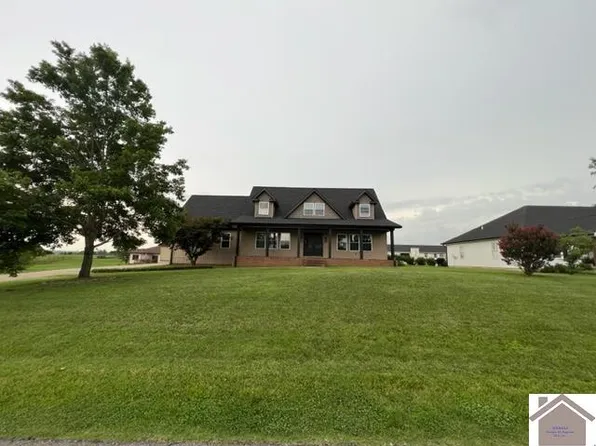 108 Country Club Ln, Princeton, KY 42445