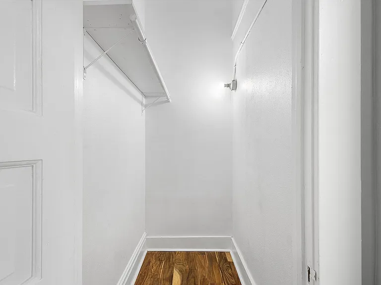 1429 Grand St #A - 1 bedroom | 1 bathroom — Photo 12