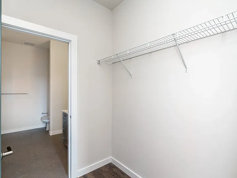 1900 12th Ave S #419 — Photo 14