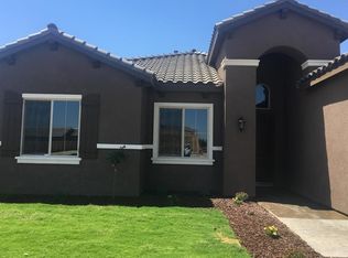 16149 W Ashli Ave, Kerman, CA 93630